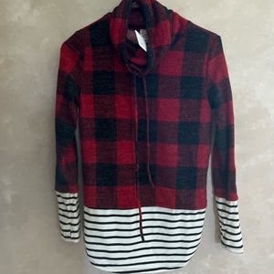 Woman’s long sleeve top